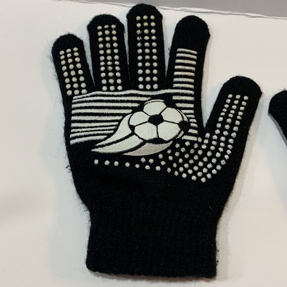 Soccer Ball Black White KNIT GLOVES Girls Boys - Picture 2 of 4